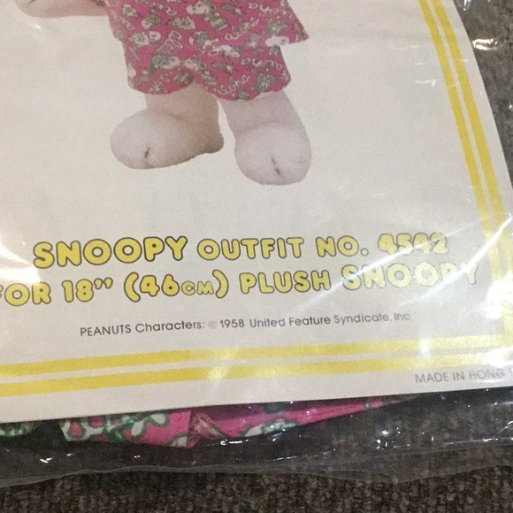 Snoopy Plush Outfit with Pink Pajamas - Picture 4 of 4